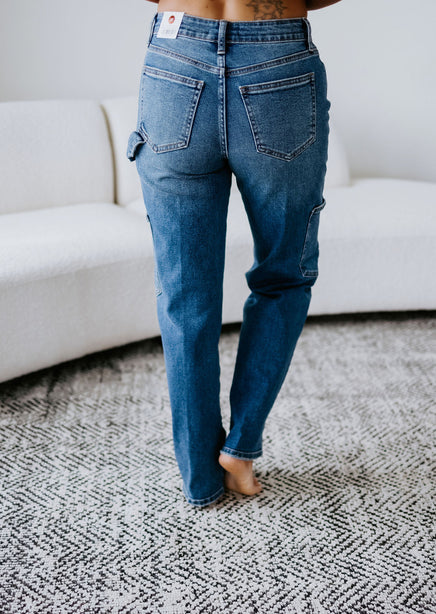 Gloria Cargo Straight Leg Jean