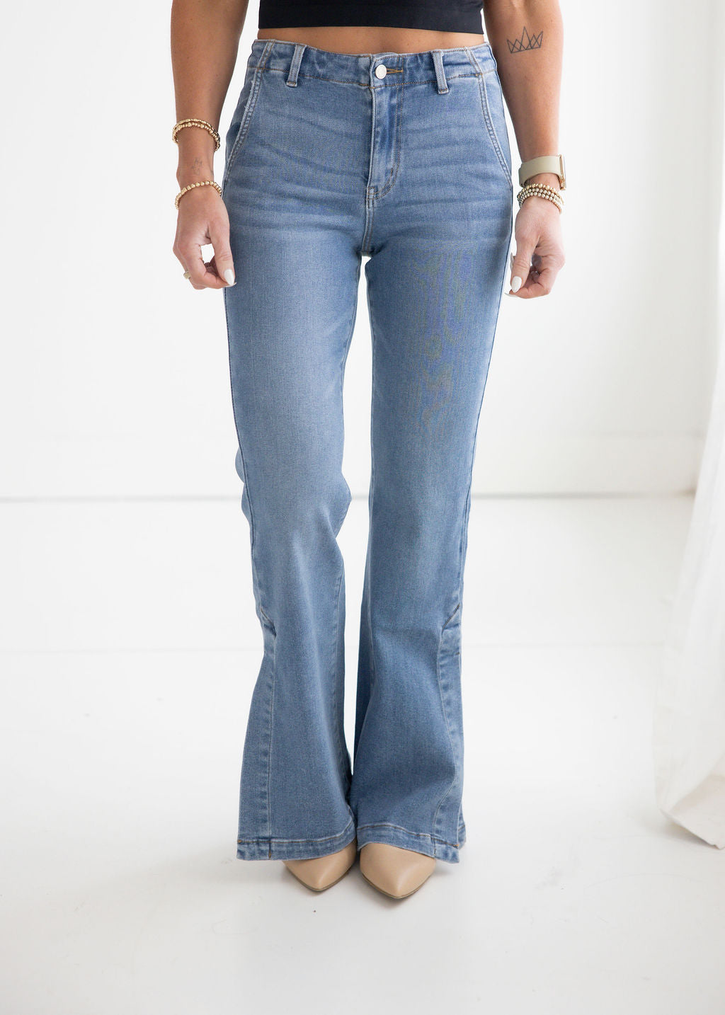 Bailey Vervet Flare Jeans