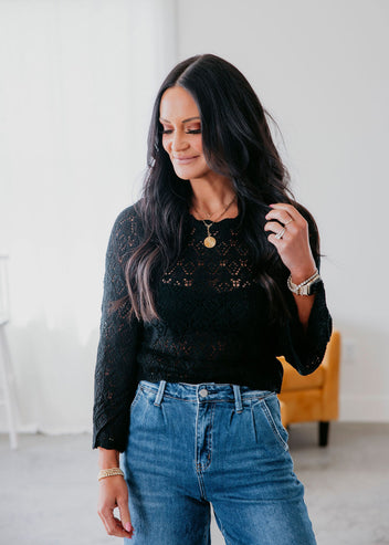 Ren Crochet Long Sleeve Top