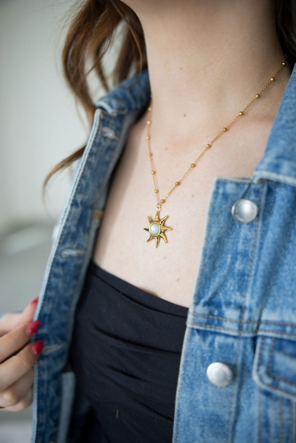 Astoria Pendant Necklace