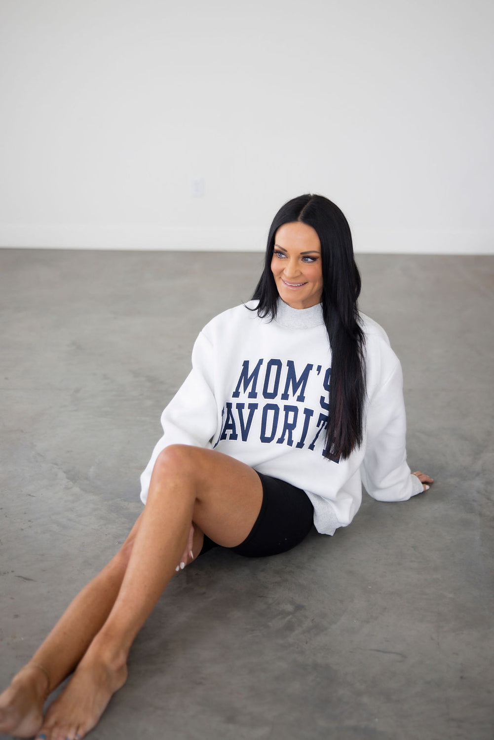 The Favorite Graphic Pullover