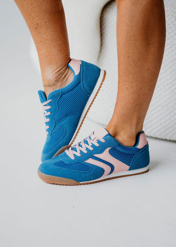 Clove Stripe Sneakers