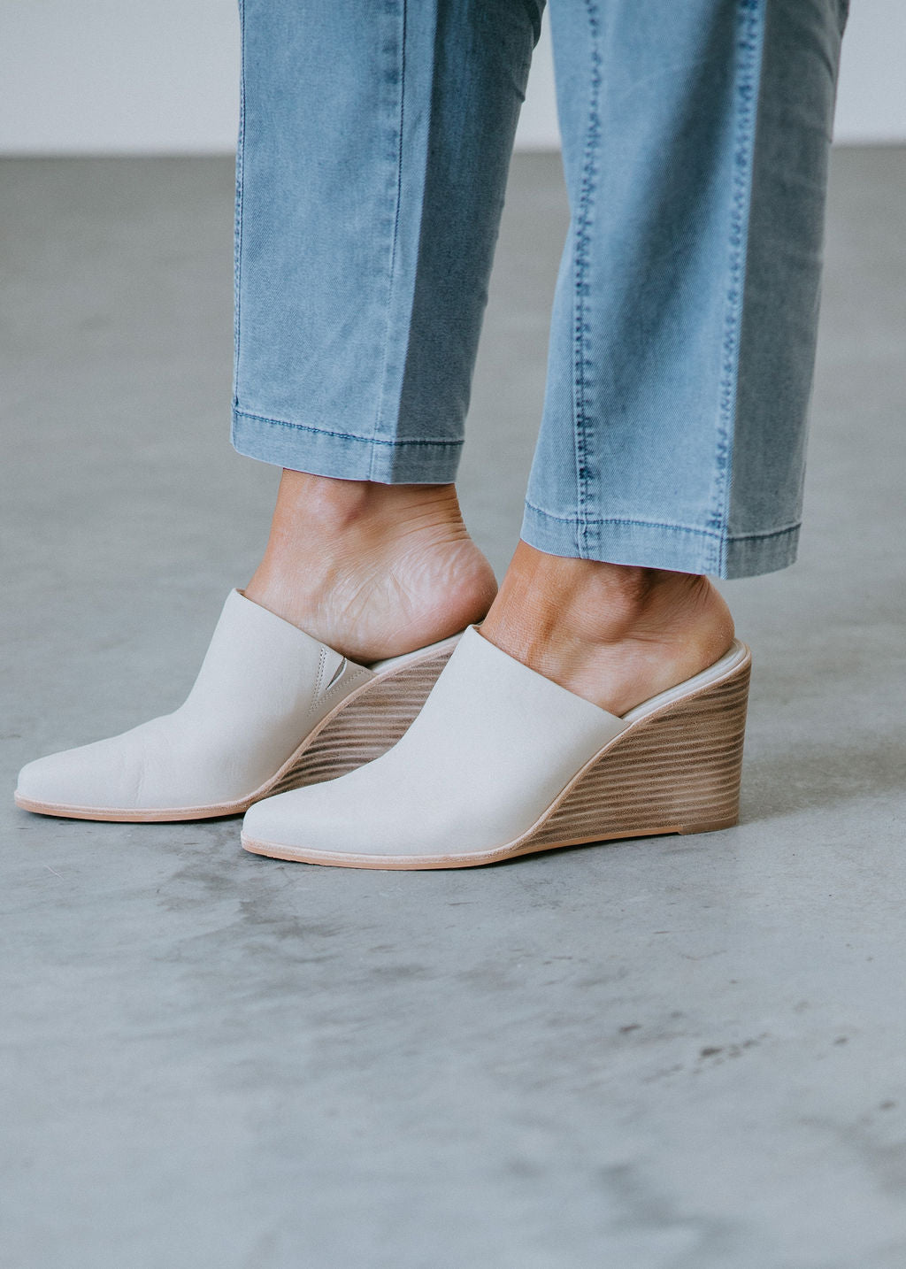 Dolce Vita Beema Mule