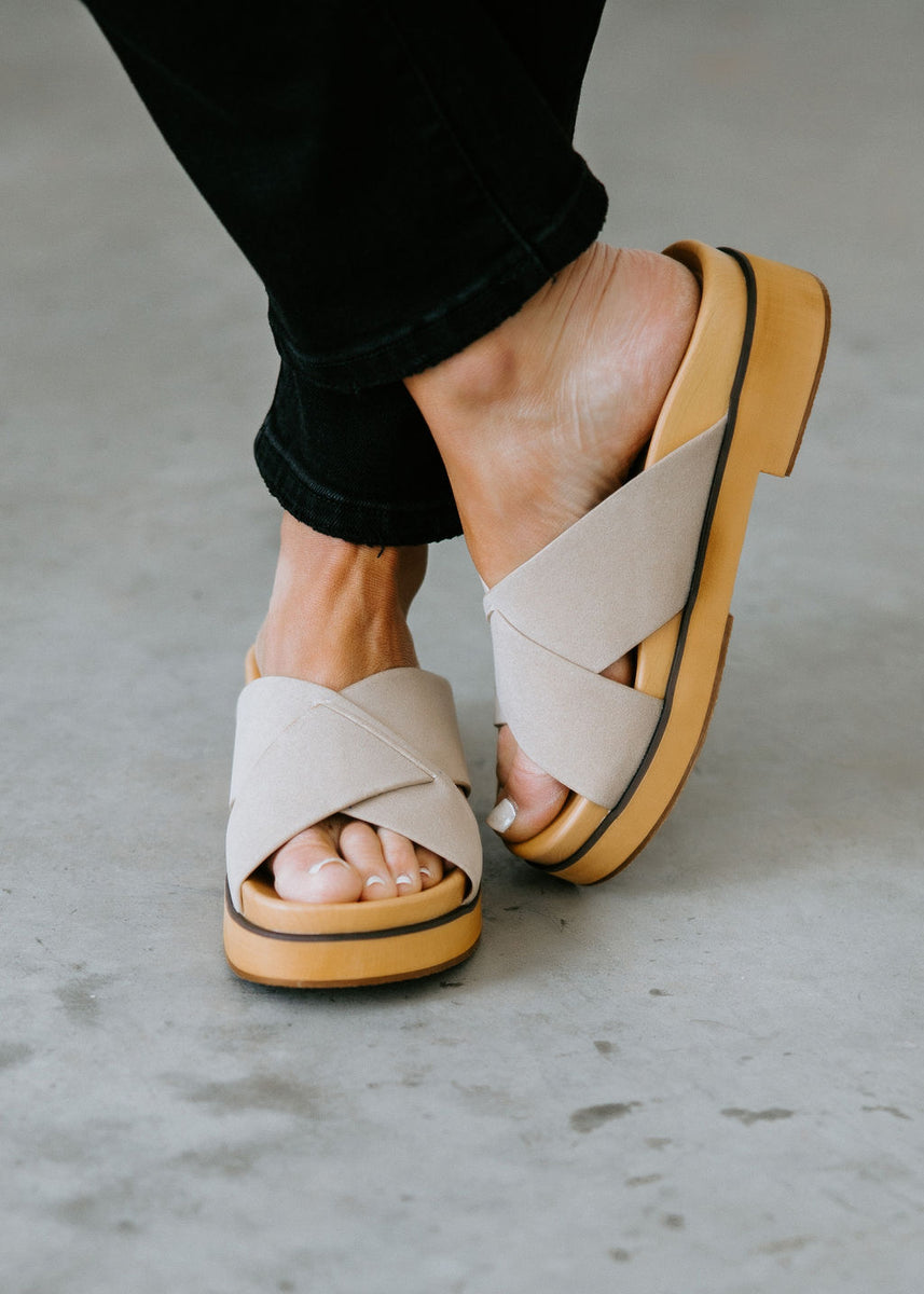 Dori Platform Sandals – Lauriebelles