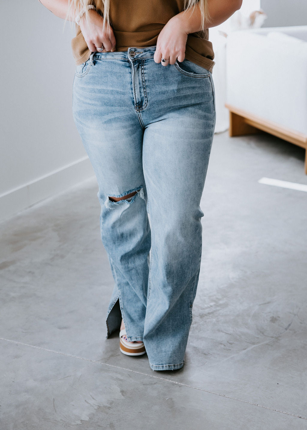 Curvy Luca Wide Flare Jeans