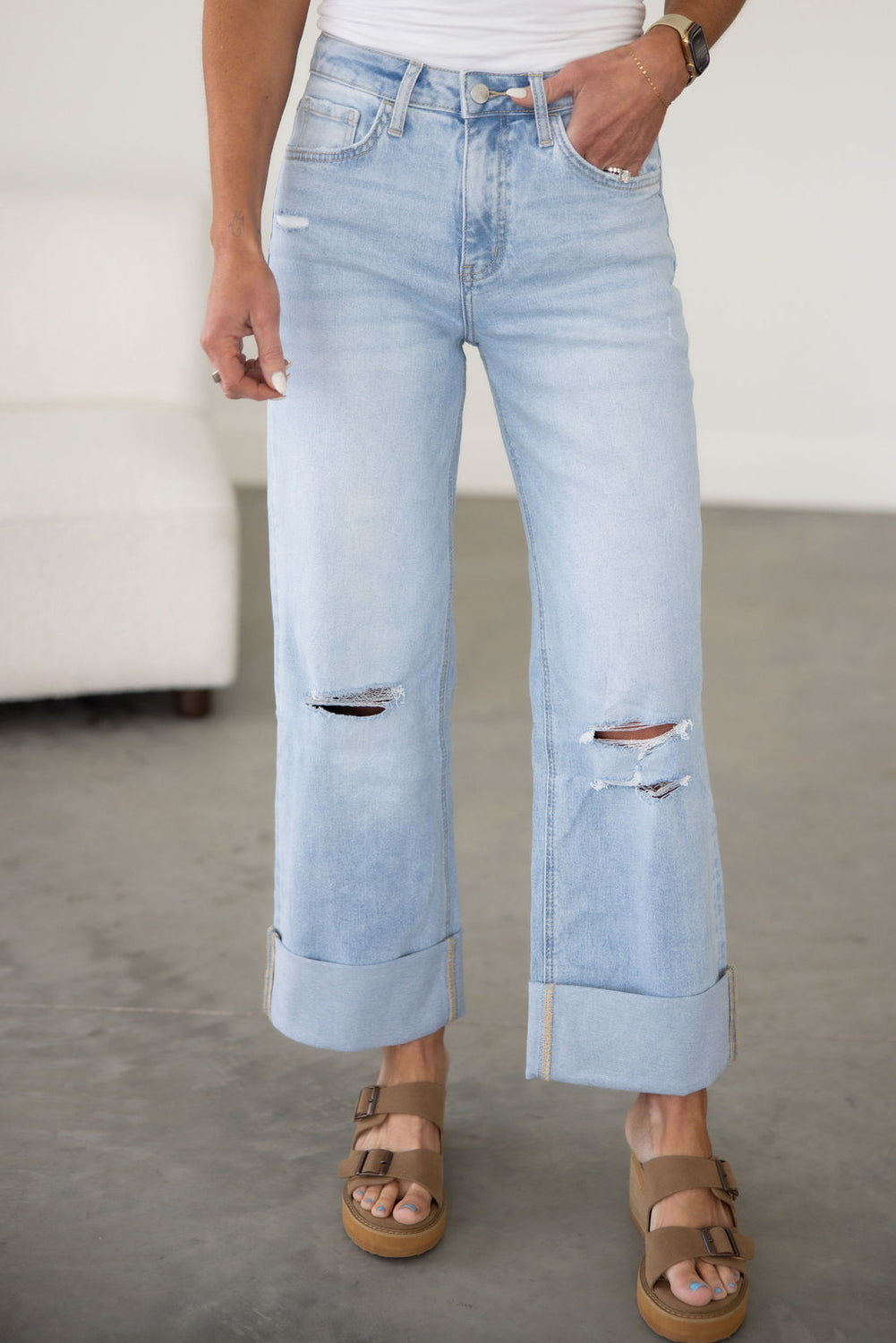 Rosy Lovervet Cuffed Jean