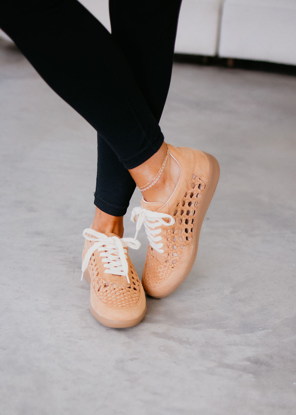 Sandy Crochet Sneaker