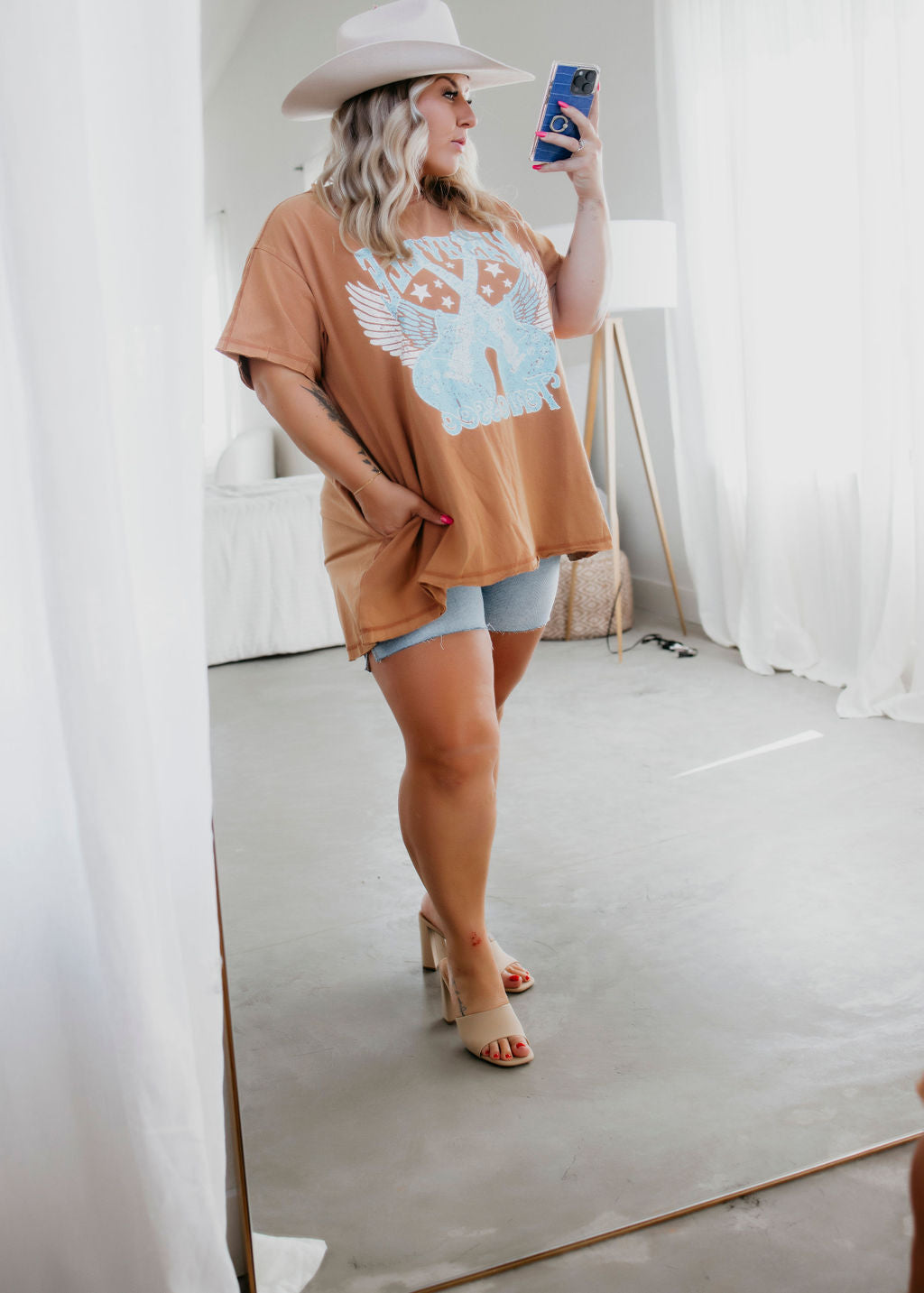 Nashville Oversized Graphic Tee