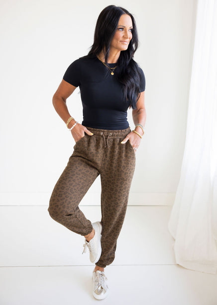Core Seamless Tee by Lily & Lottie product view