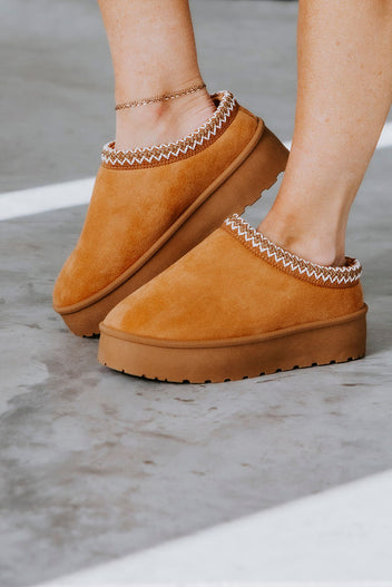 Eva Embroidered Platform Mules