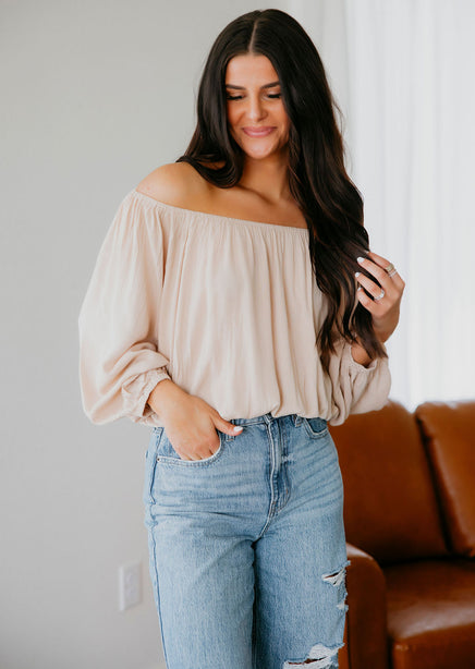 True Romance Off Shoulder Top product view