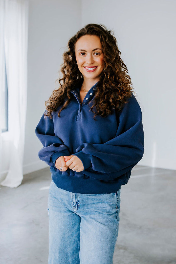 Saydie Collared Sweatshirt