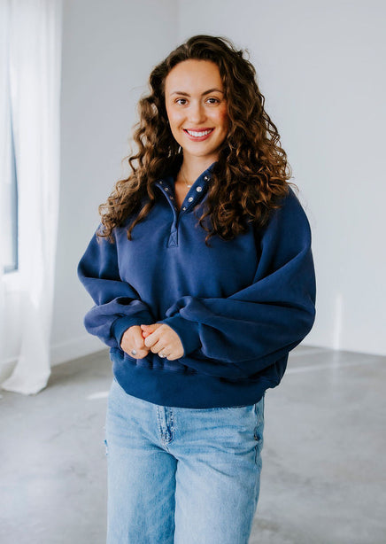 Saydie Collared Sweatshirt product view