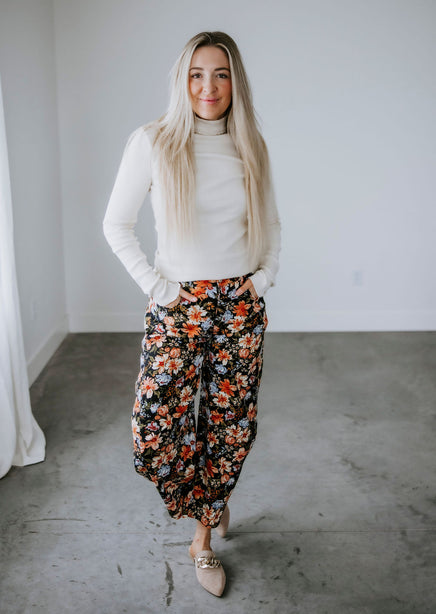 Jazlyn Floral Barrel Pants product view
