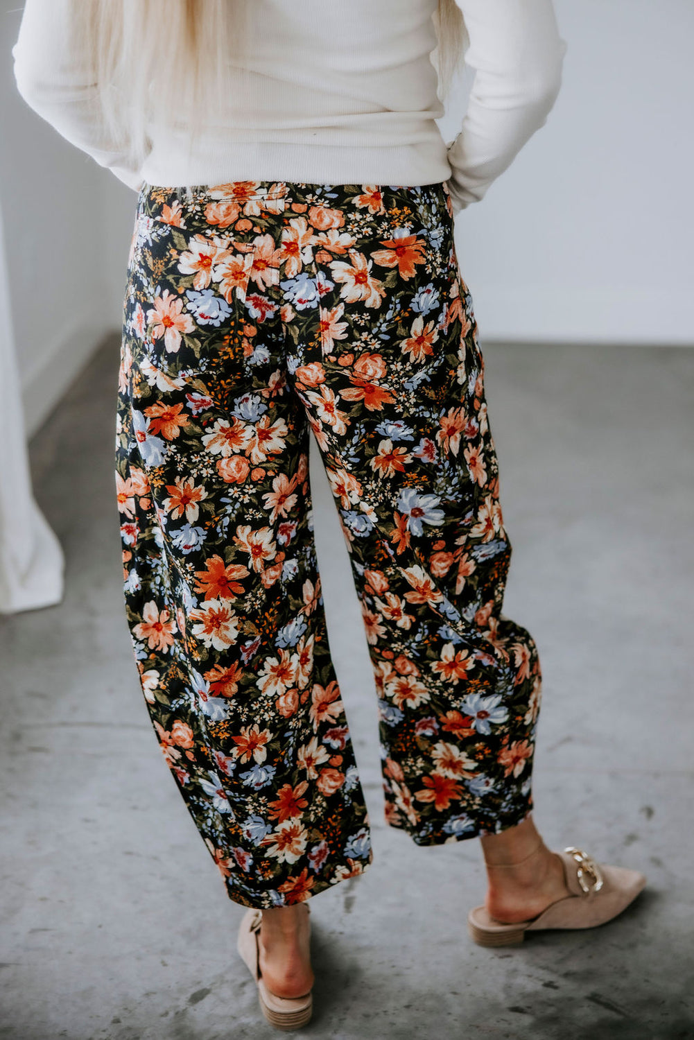 Jazlyn Floral Barrel Pants