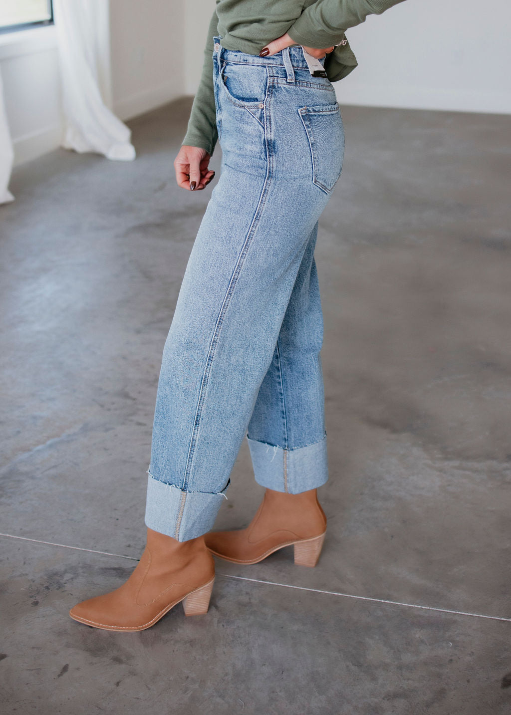 Leah KanCan Wide Leg Jean