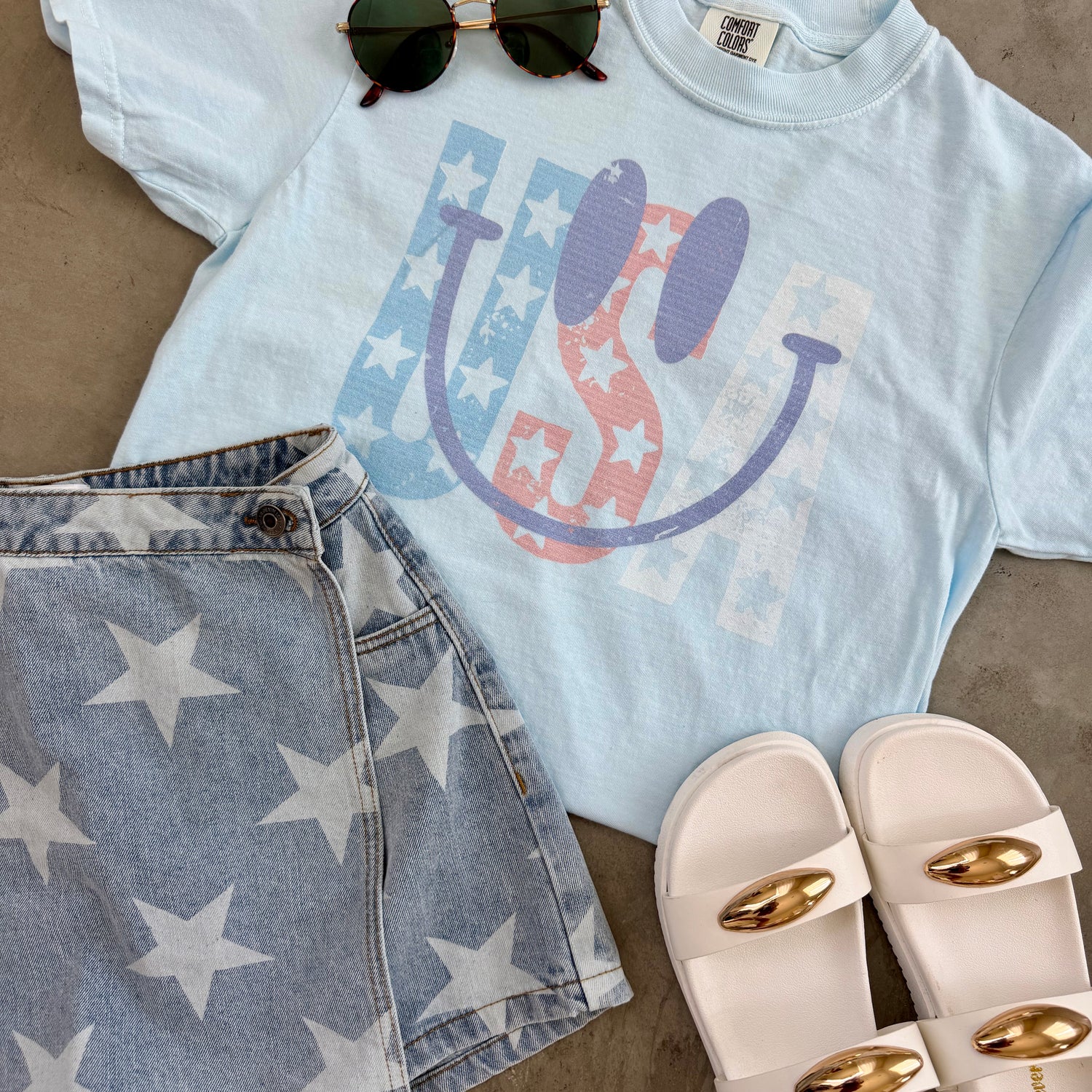 USA Smiley Graphic Tee