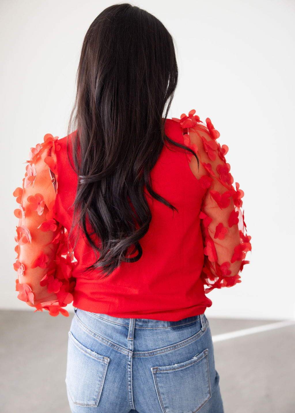 Tiara Floral Mesh Sleeve