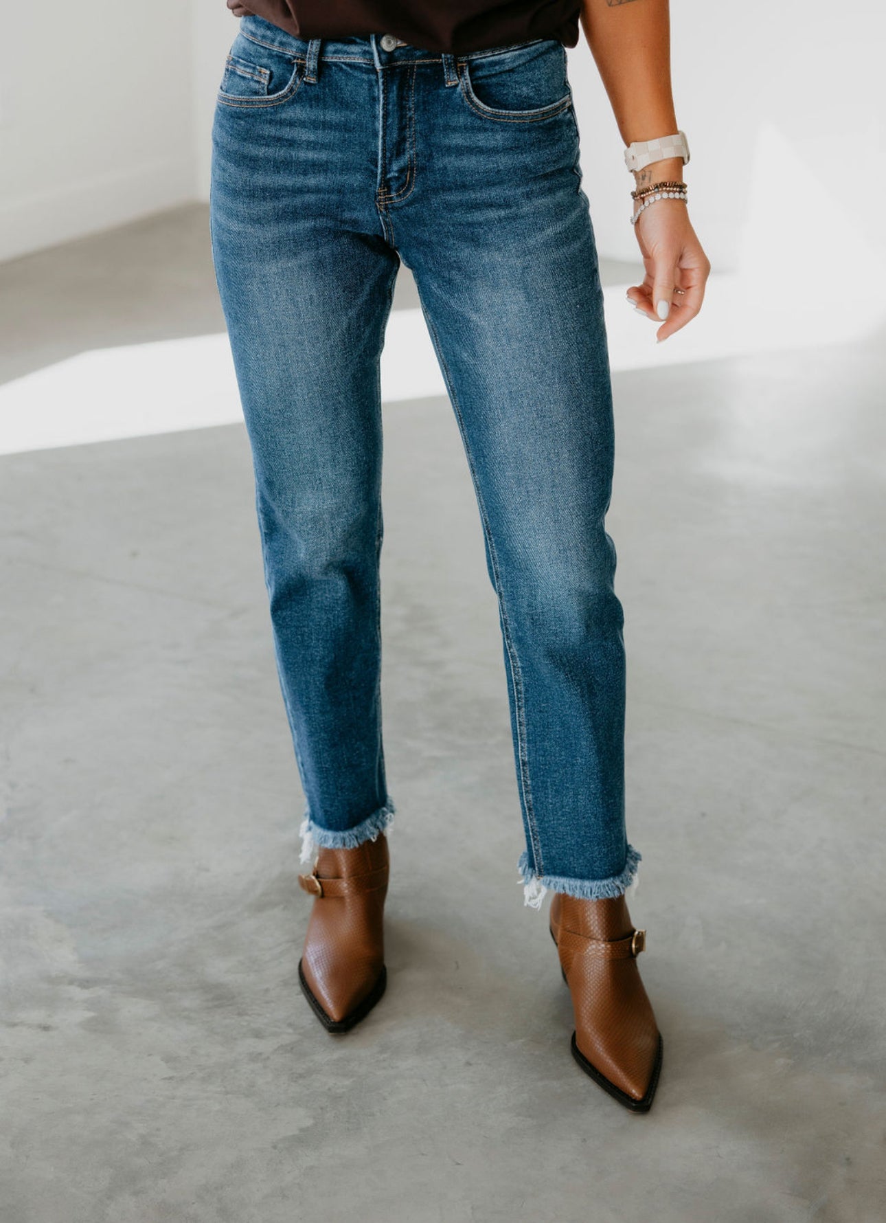 image of Taylor Lovervet Straight Jean