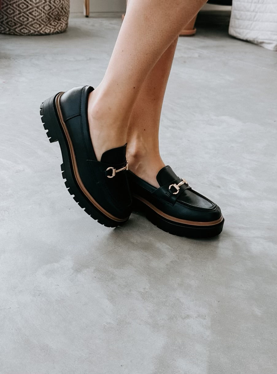 Theos Lug Platform Loafer