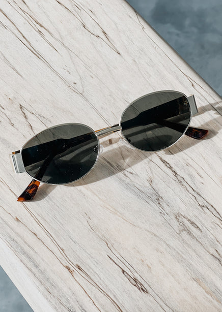 Modern Tinted Round Sunglasses