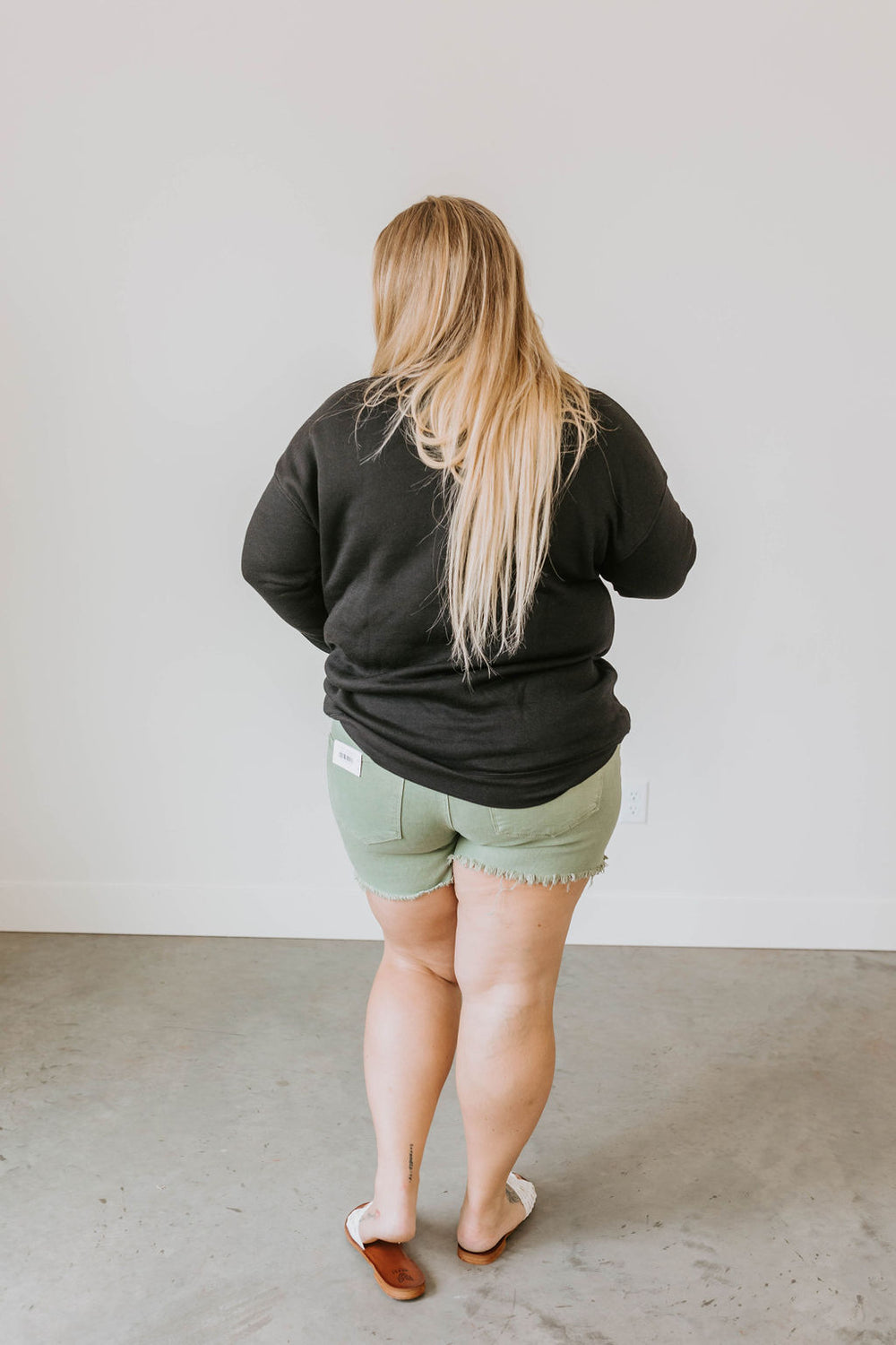 Curvy Raise Them Rural Sweatshirt