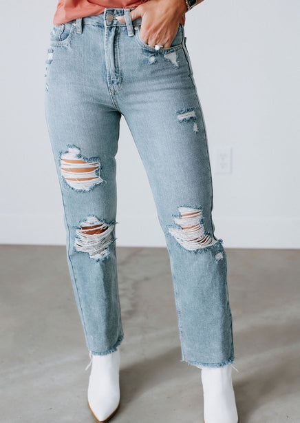 Ravyn Distressed Straight Jean