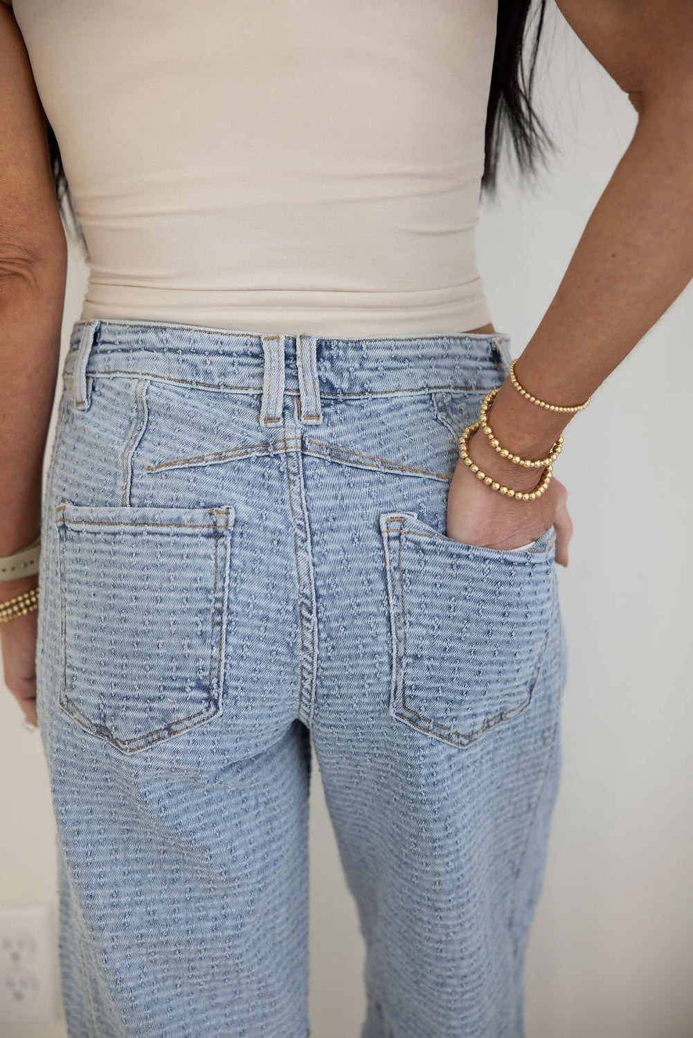 Wallie Risen Textured Barrel Jeans