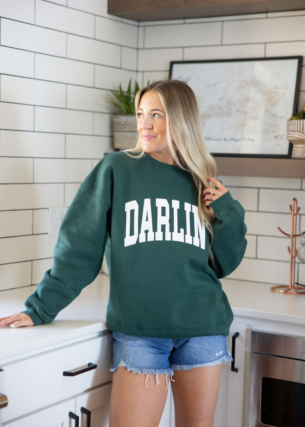 Darlin' Graphic Crew