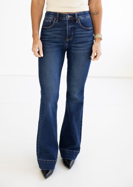 Rochelle Risen Flare Jeans product view