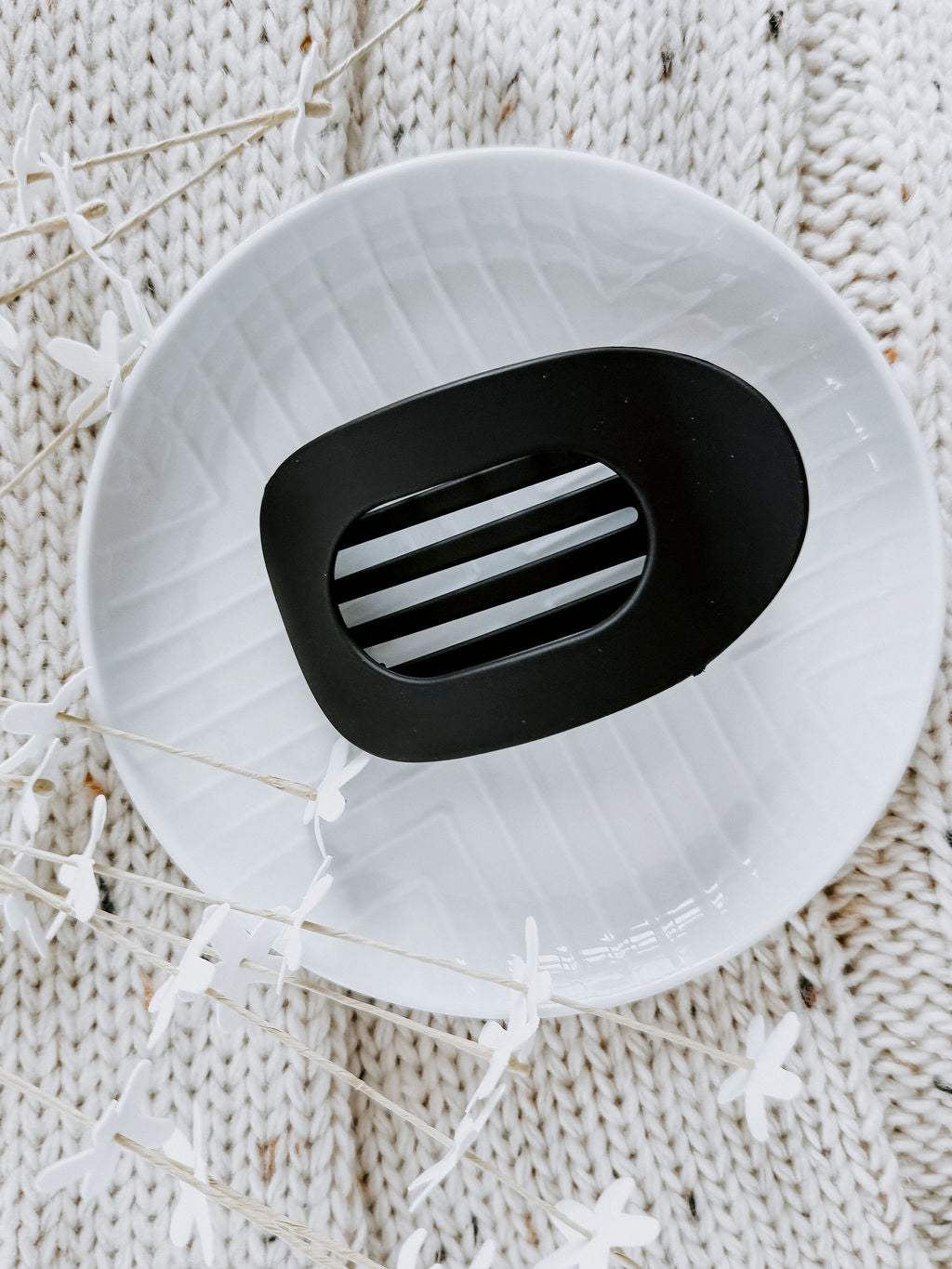 Oval Hair Clips