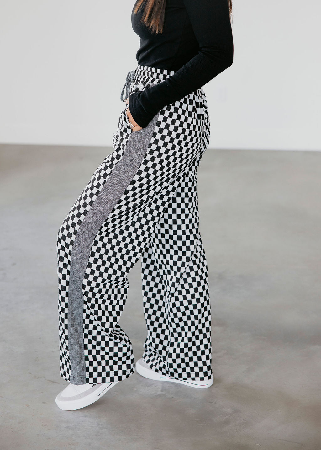 Ike Checkered Wide Leg Pants