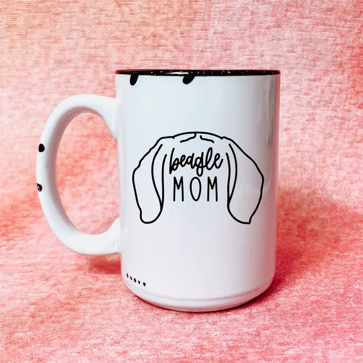 Beagle Mom Distressed Mug