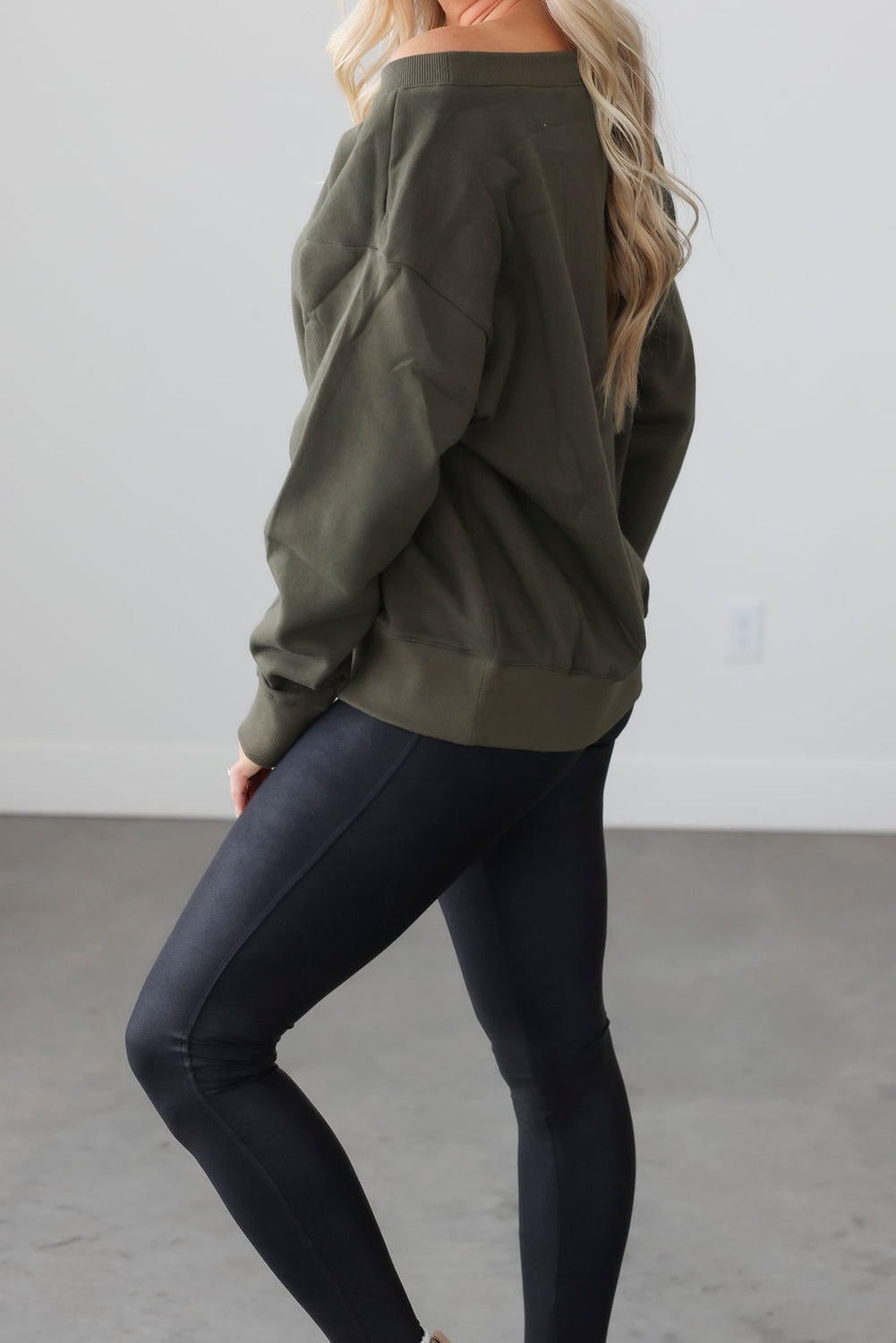 Beckham Off Shoulder Sweatshirt