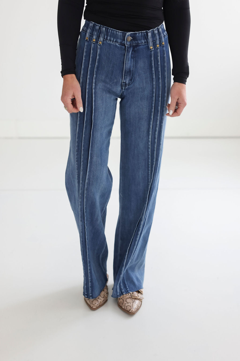 image of Maly Saige Straight Jean