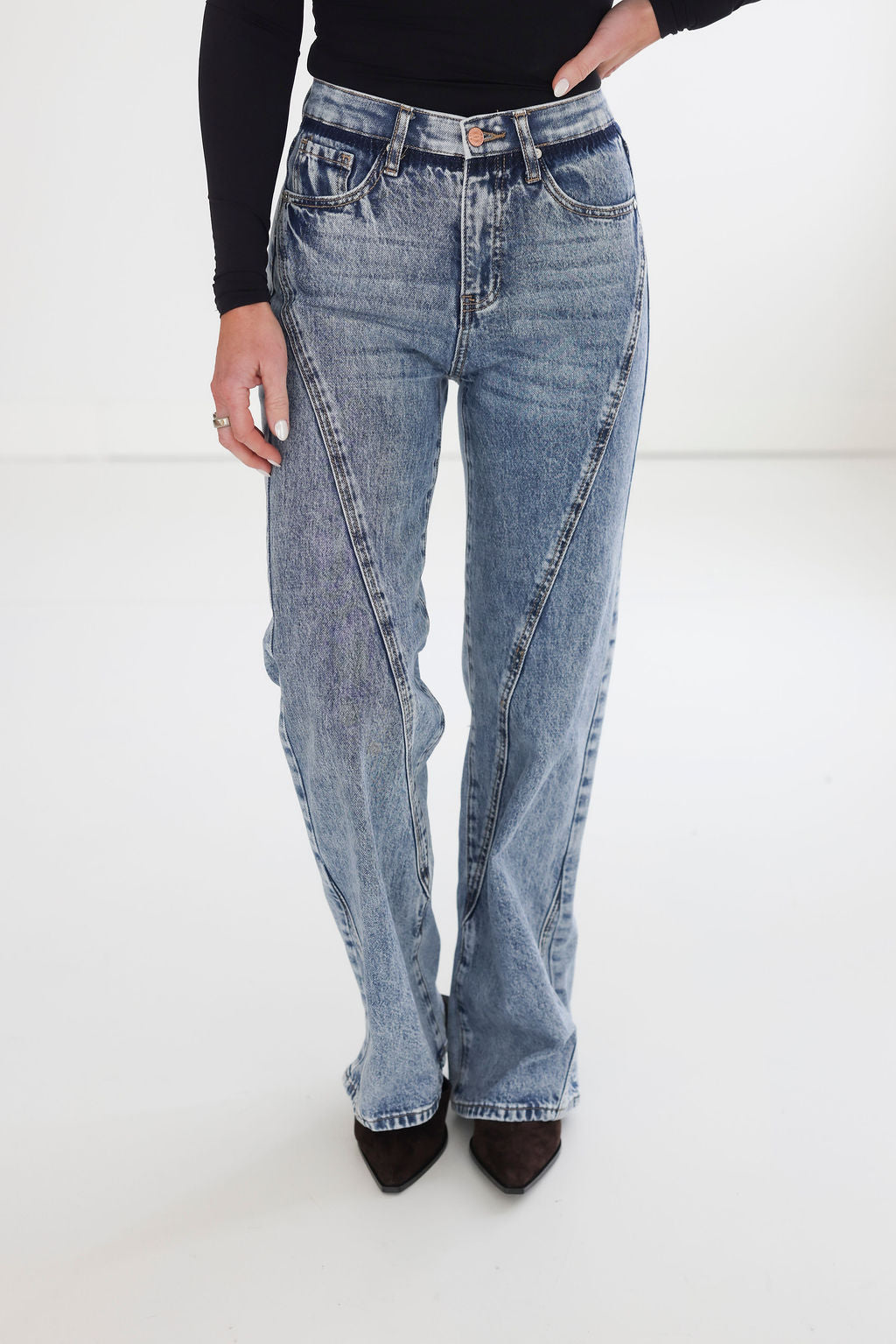 image of Quen Saige Straight Jean
