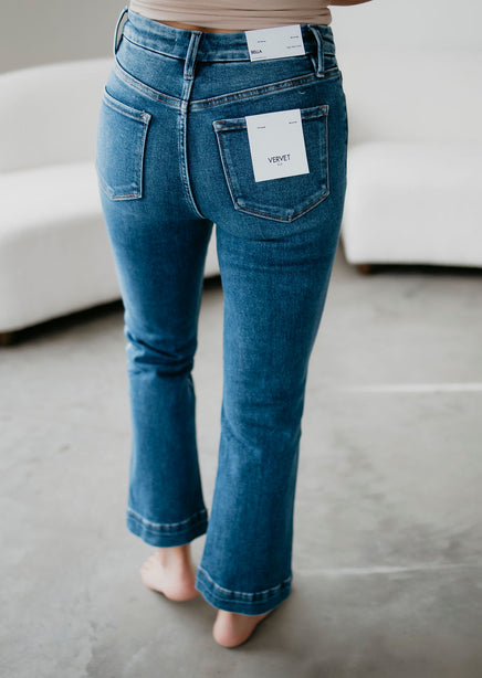 Lona Lovervet Crop Flare Jean