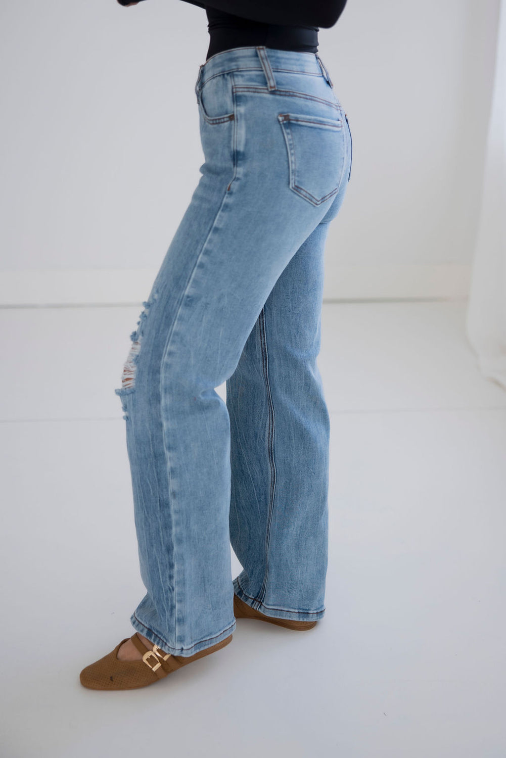 Carmen Saige Straight Jean