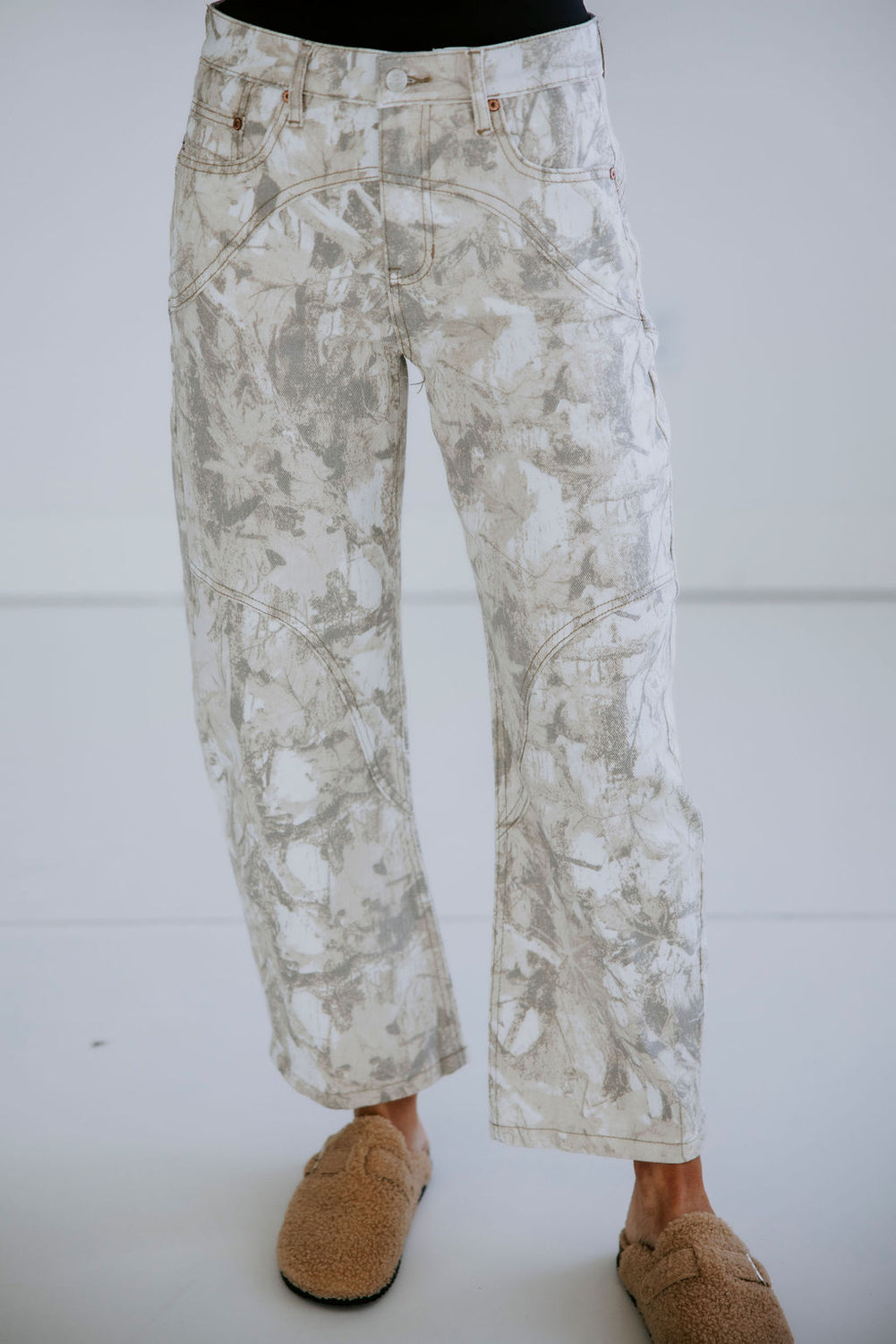 Dorinda Saige Camo Barrel Jeans