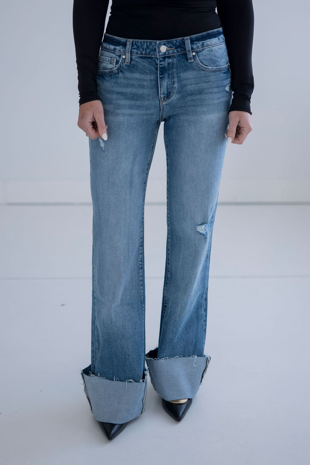 Tayler Petra Cuffed Jean