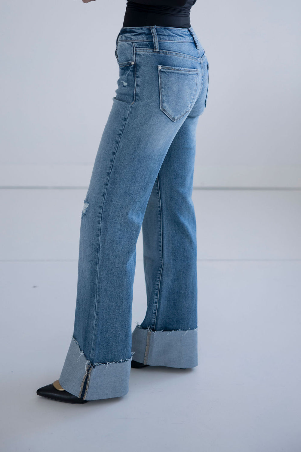 Tayler Petra Cuffed Jean