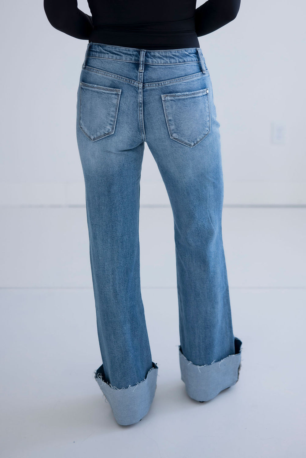 Tayler Petra Cuffed Jean