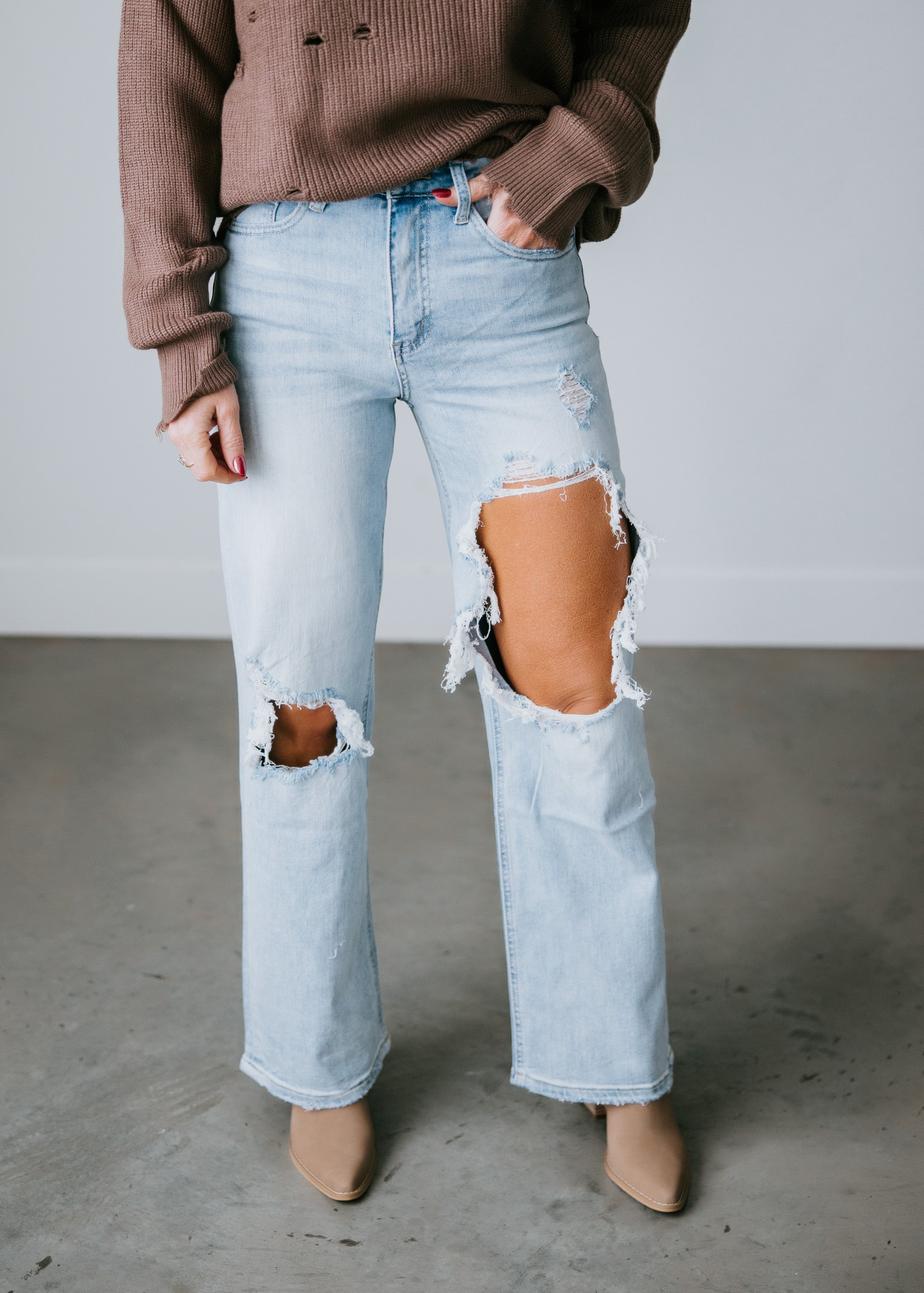 image of Nona Loose Fit Jeans