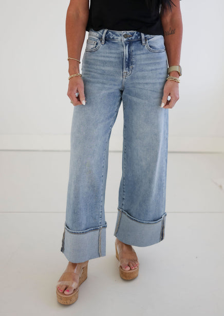 Ari Hidden Cuffed Wide Leg Jean product view