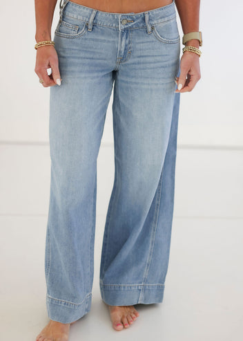 Lexie Hidden Wide Leg Jeans