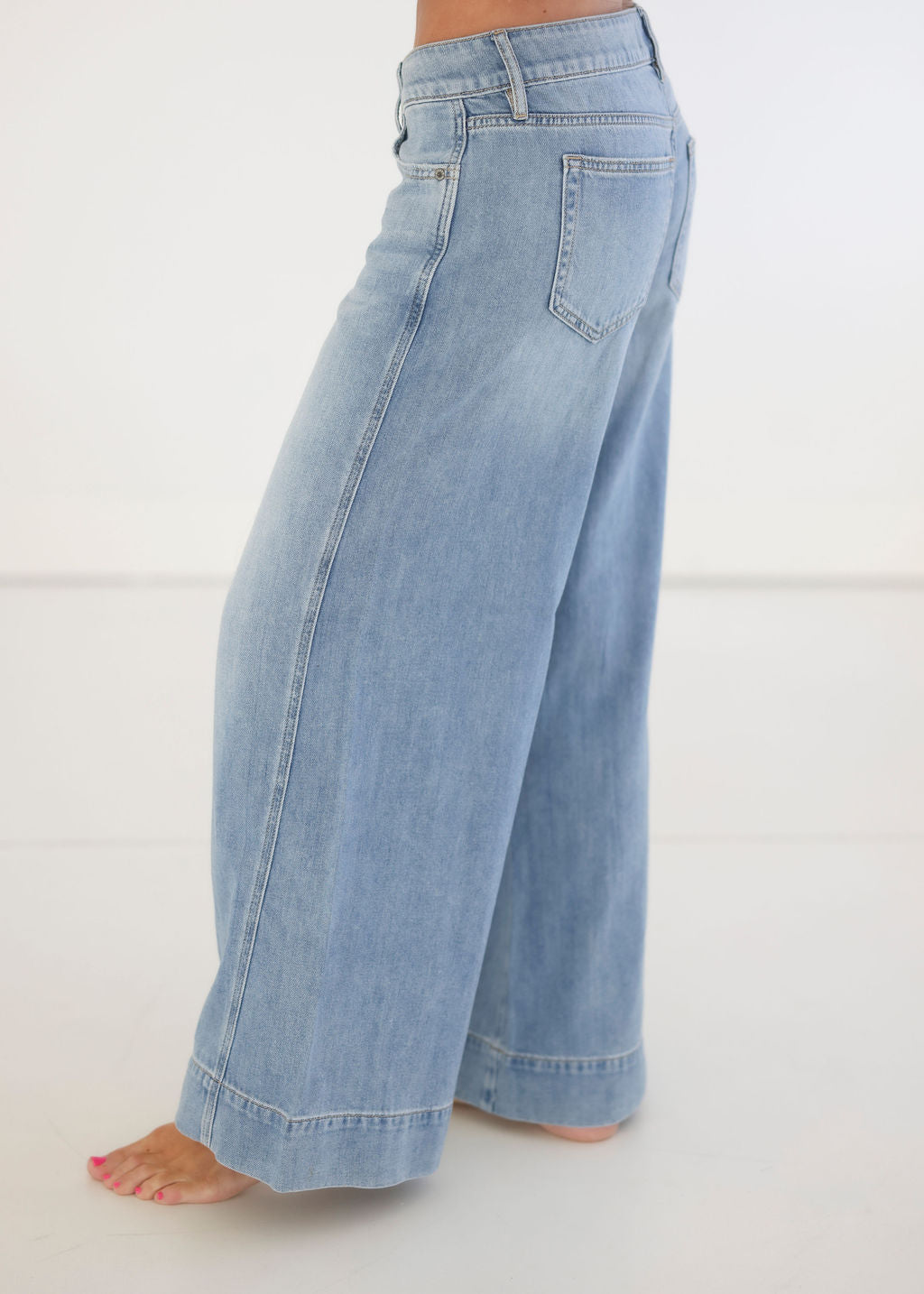 Lexie Hidden Wide Leg Jeans
