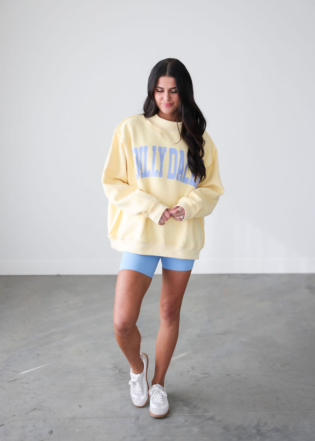 Dilly Dally Graphic Pullover