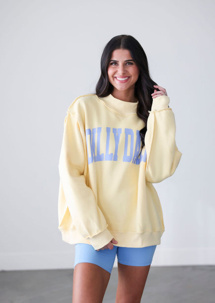 Dilly Dally Graphic Pullover product view