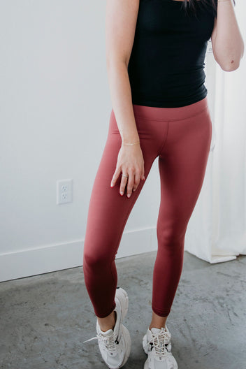 Vada High-Waisted Leggings
