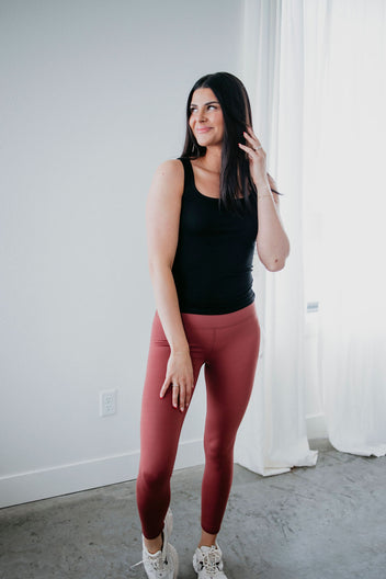 Vada High-Waisted Leggings